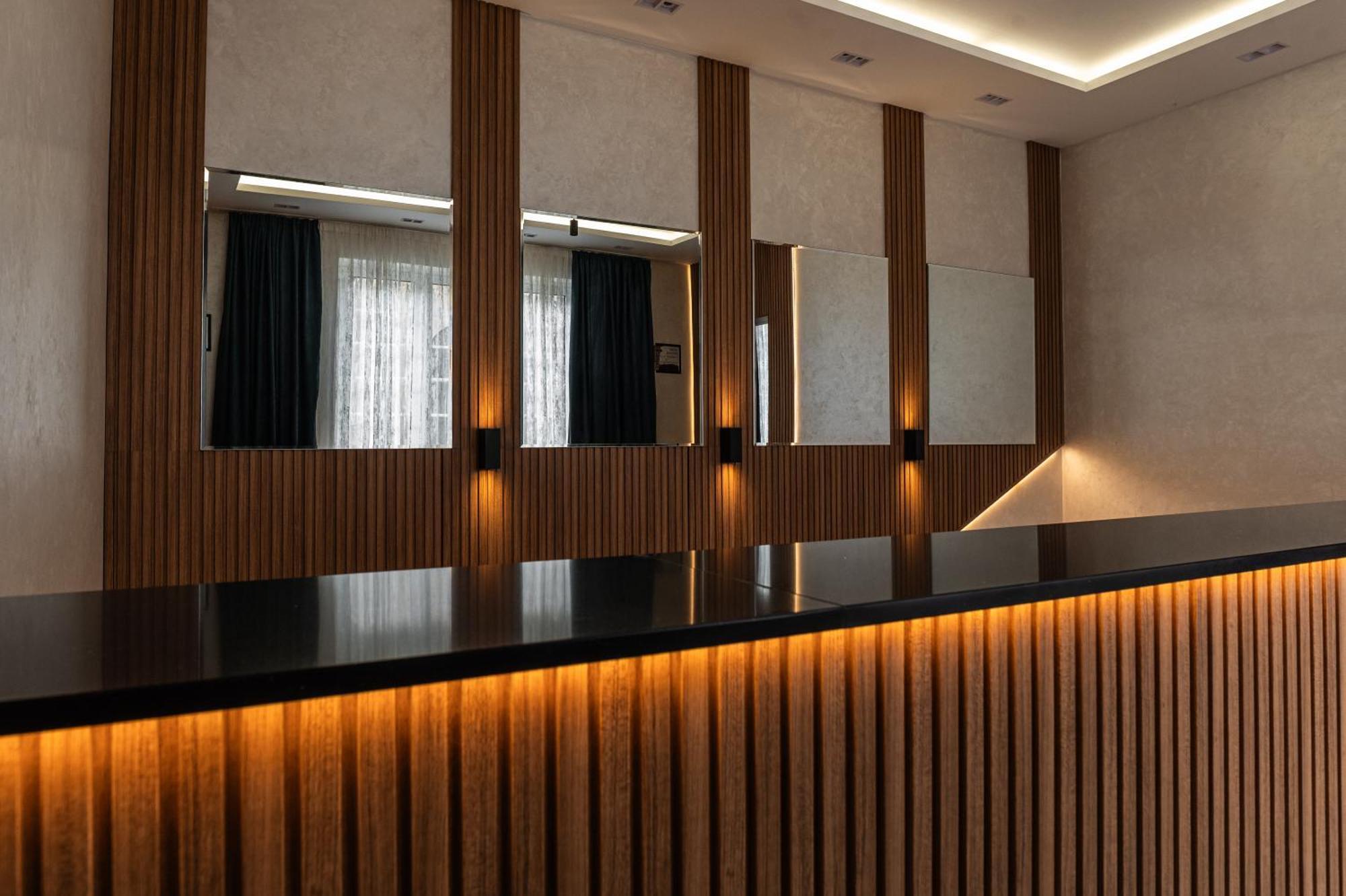 Šabac Hotel Astral מראה חיצוני תמונה