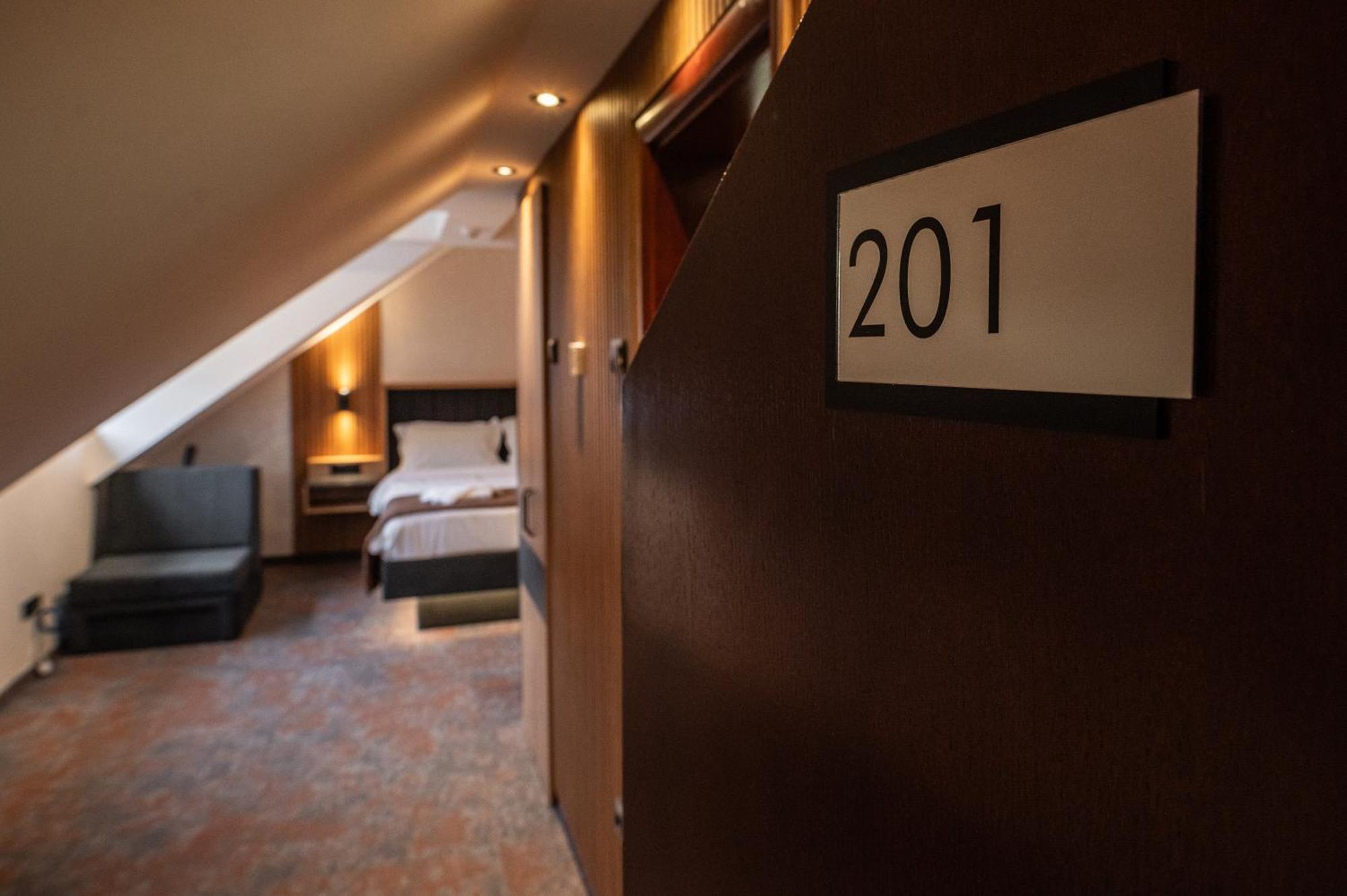 Šabac Hotel Astral חדר תמונה