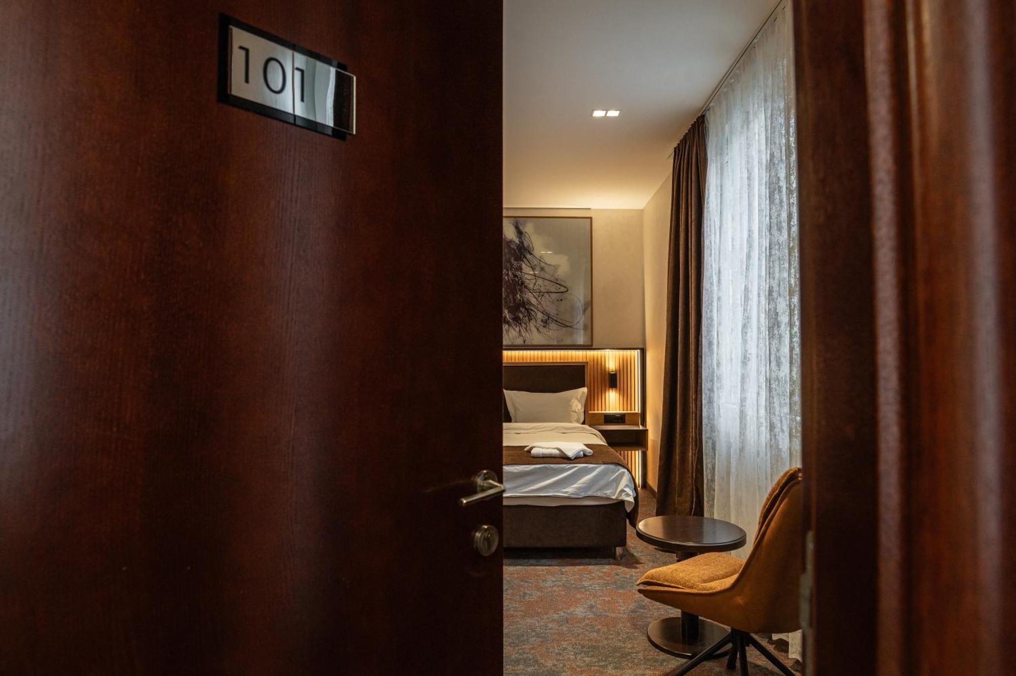 Šabac Hotel Astral חדר תמונה