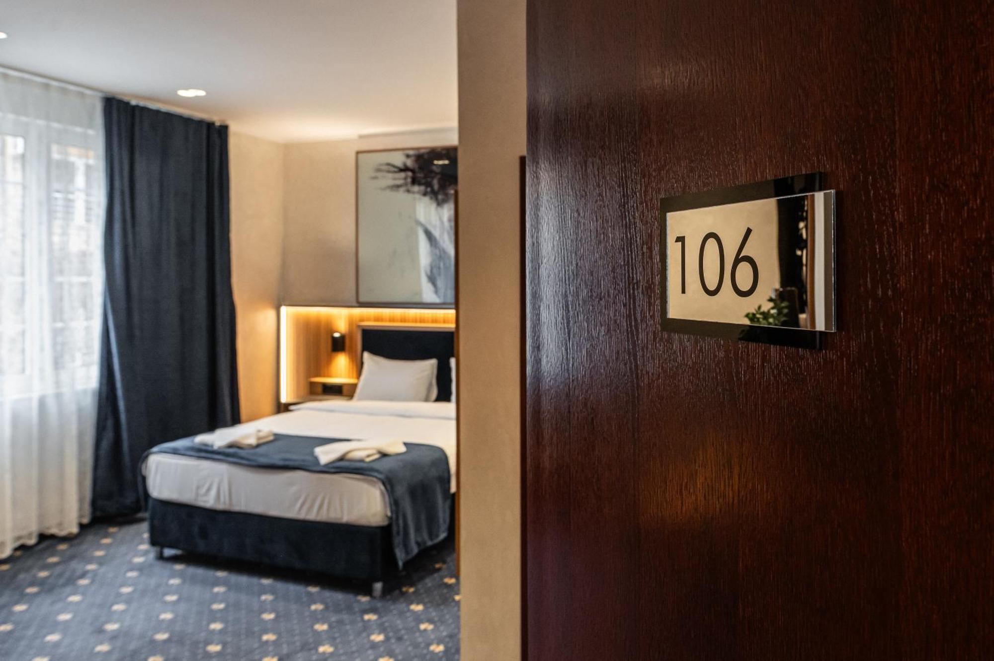Šabac Hotel Astral חדר תמונה